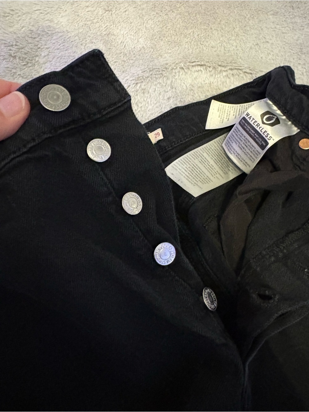 Levi's Ribcage Straight Ankle Jeans - Picture 7 of 7